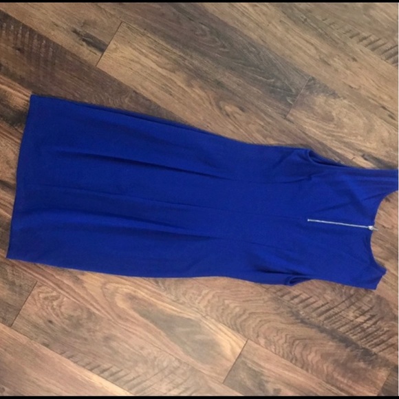 EUC Philosophy Dress - Picture 3 of 3